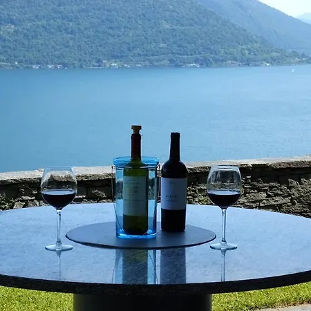 Casa Panorama * Brissago