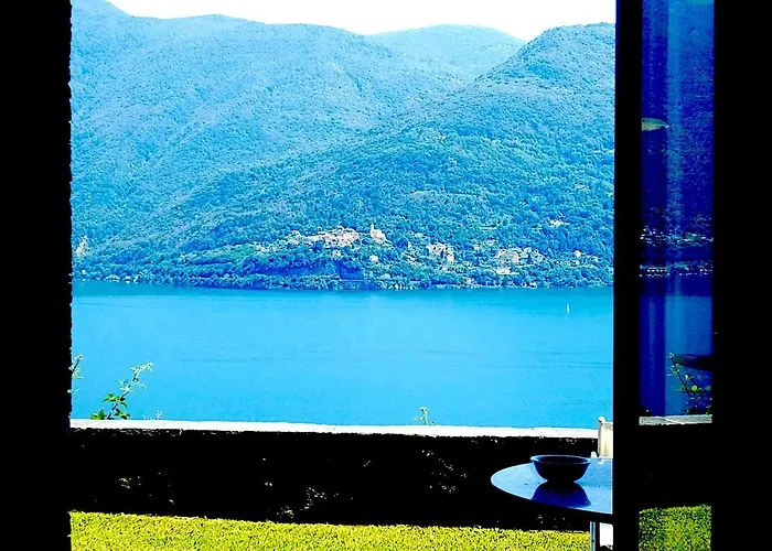 Casa Panorama * Brissago